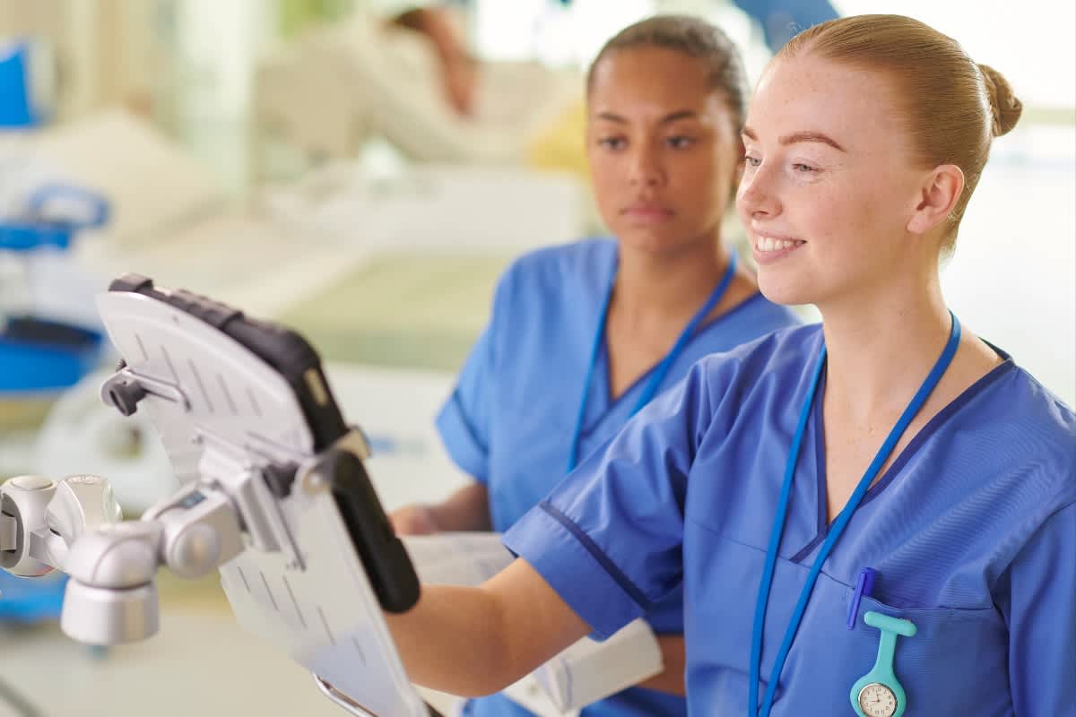 Hospital patient monitoring dashboard